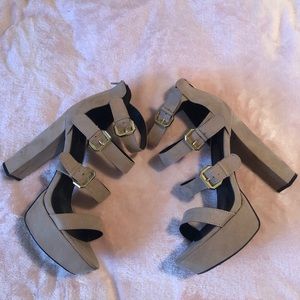 Nude platform heels